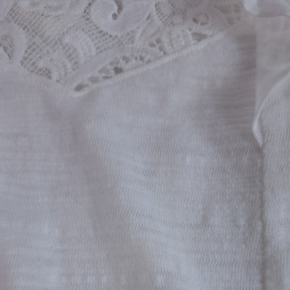 Express White Lace Pieced Mock Neck Top Size XS - Picture 16 of 17